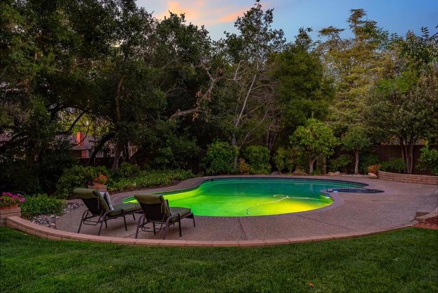 19201 Harleigh Drive, Saratoga, CA 95070