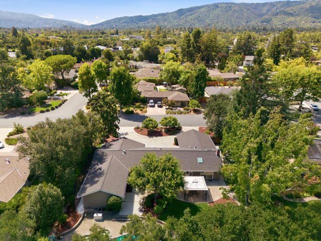 19201 Harleigh Drive, Saratoga, CA 95070