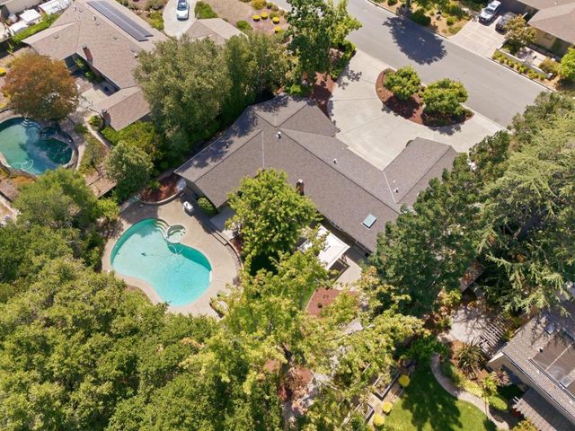 19201 Harleigh Drive, Saratoga, CA 95070
