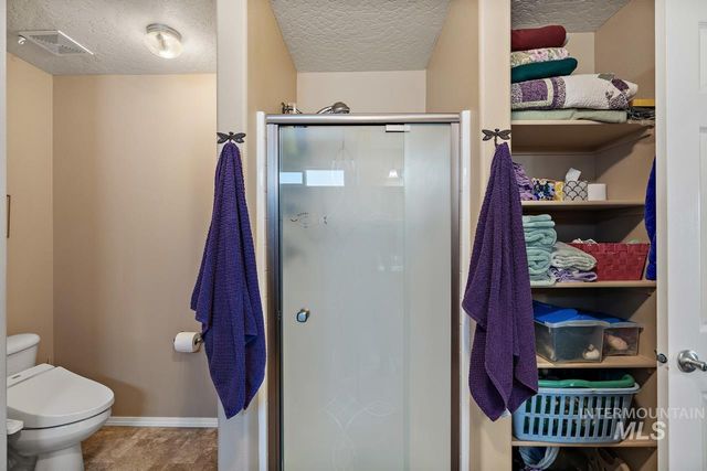 3125 S Jupiter Ave, Boise, ID 83709
