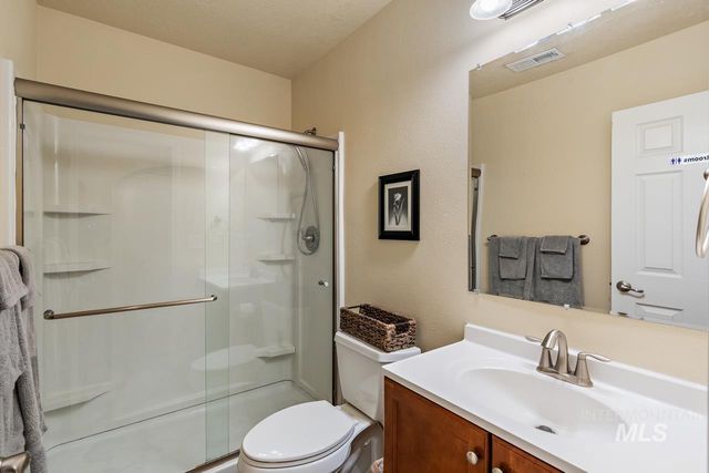 3125 S Jupiter Ave, Boise, ID 83709