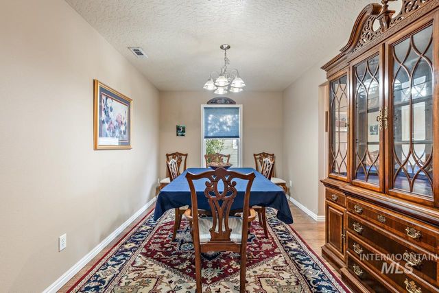 3125 S Jupiter Ave, Boise, ID 83709