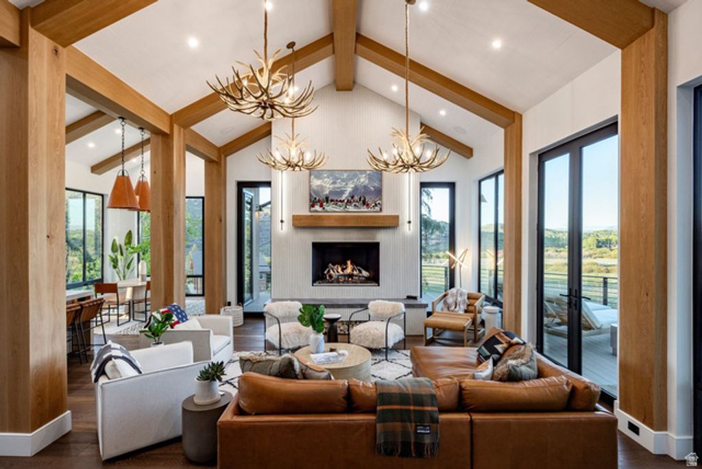 Image 3 of property listing at 2586 ASPEN SPRINGS DR., Park City, UT 84060