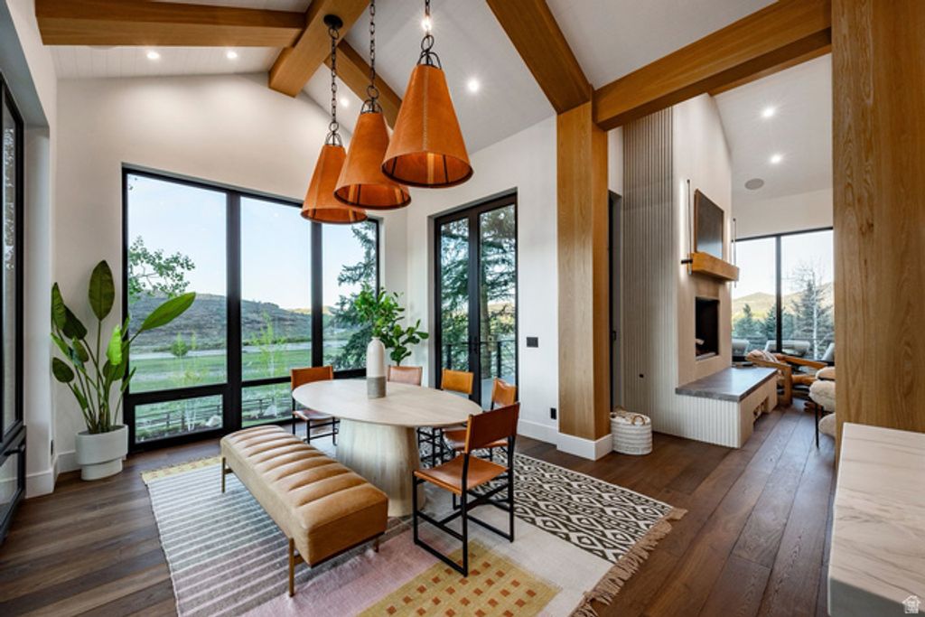 Image 7 of property listing at 2586 ASPEN SPRINGS DR., Park City, UT 84060