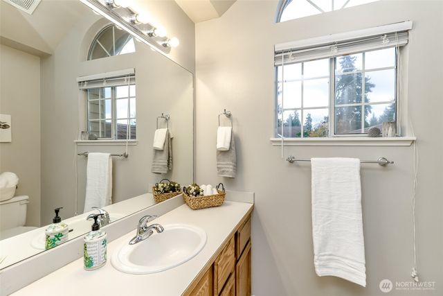 27513 SE 140th Avenue SE, Kent, WA 98042