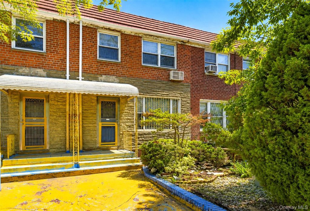 153-34 Booth Memorial Avenue, Flushing, NY 11355 — exterior