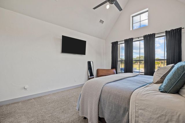 15811 Bayou Oaks Drive, Danbury, TX 77534