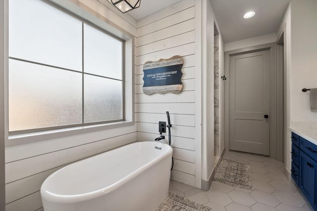 15811 Bayou Oaks Drive, Danbury, TX 77534