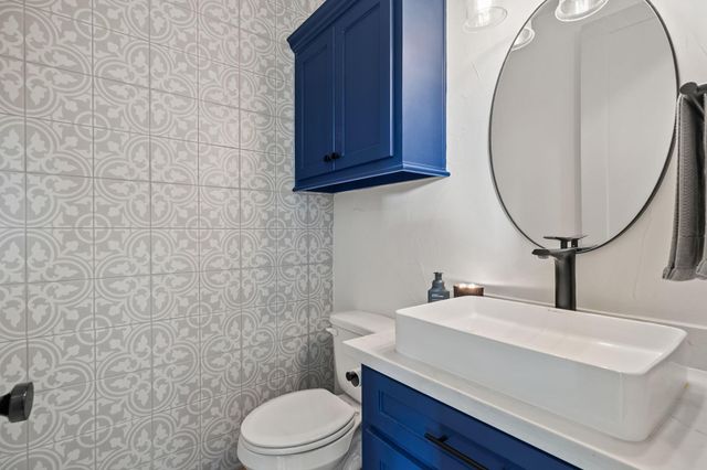 15811 Bayou Oaks Drive, Danbury, TX 77534