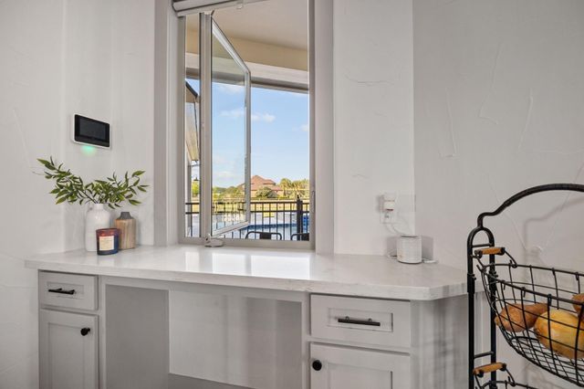 15811 Bayou Oaks Drive, Danbury, TX 77534