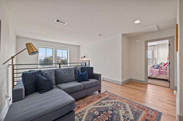 15811 Bayou Oaks Drive, Danbury, TX 77534