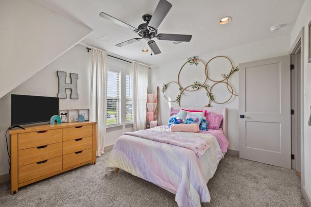 15811 Bayou Oaks Drive, Danbury, TX 77534