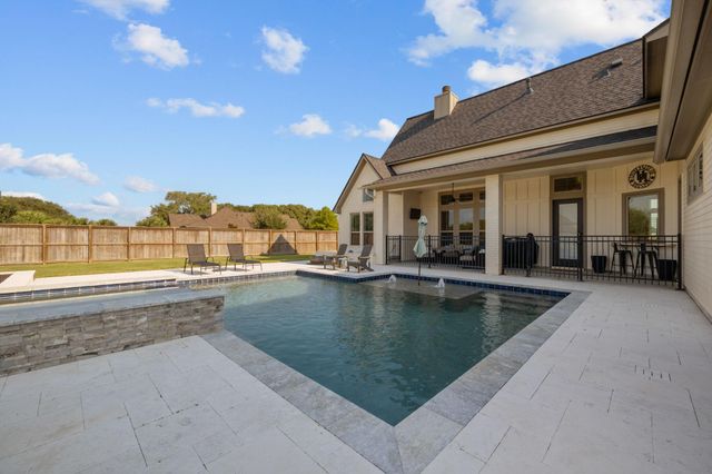 15811 Bayou Oaks Drive, Danbury, TX 77534