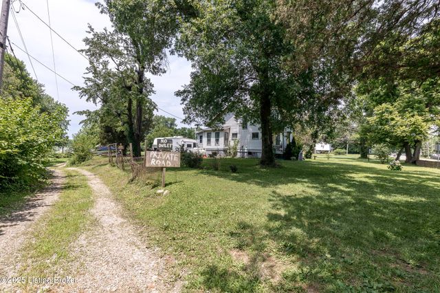 5209 River Rd, Louisville, KY 40222