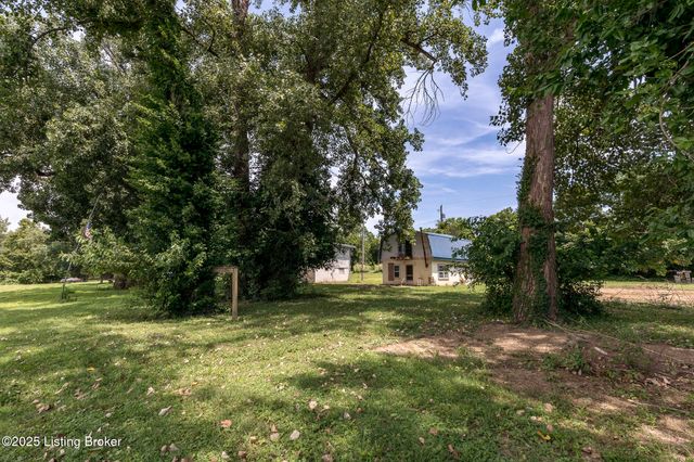 5209 River Rd, Louisville, KY 40222