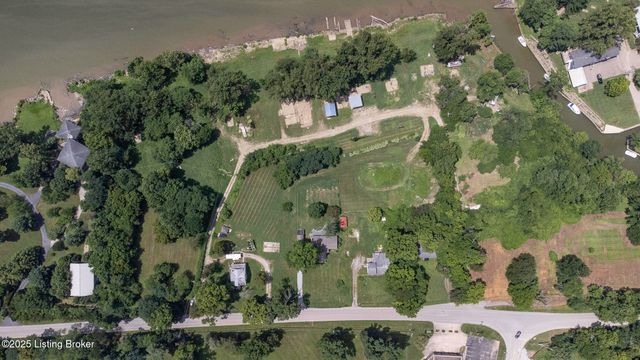 5209 River Rd, Louisville, KY 40222