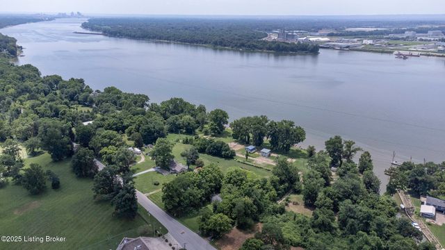 5209 River Rd, Louisville, KY 40222