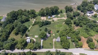 5209 River Rd, Louisville, KY 40222