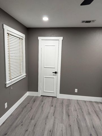 1911 Hill ST, Killeen, TX 76543