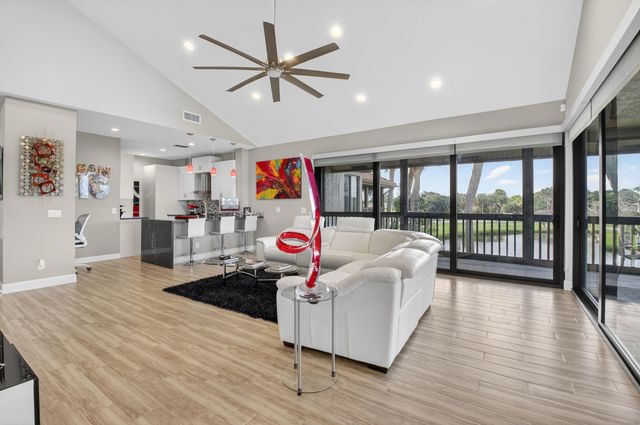 19407 Sabal Lake Drive 5016, Boca Raton, FL 33434