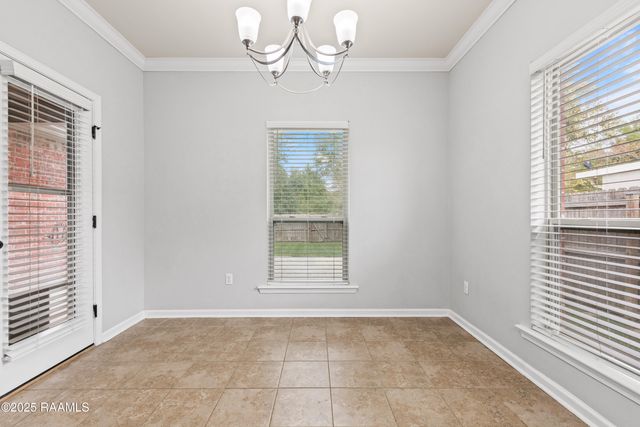 307 Flanders Ridge Drive, Youngsville, LA 70592