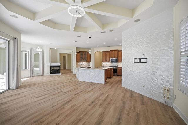 4 N VILLAGE PARKWAY, Palm Coast, FL 32137