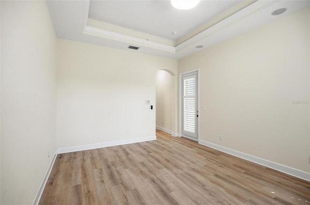 4 N VILLAGE PARKWAY, Palm Coast, FL 32137