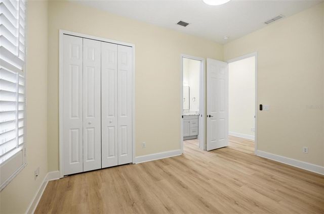 4 N VILLAGE PARKWAY, Palm Coast, FL 32137