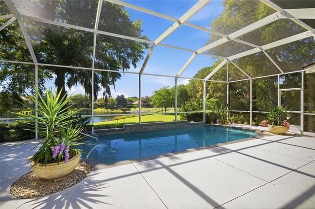 4 N VILLAGE PARKWAY, Palm Coast, FL 32137