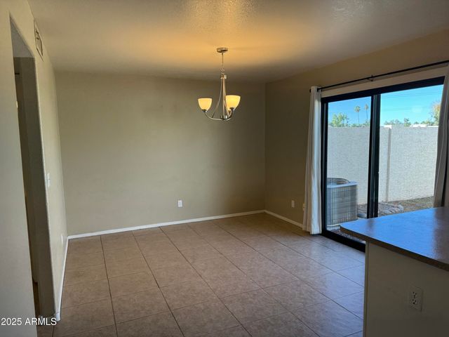 1902 N BARKLEY Street 3, Mesa, AZ 85203