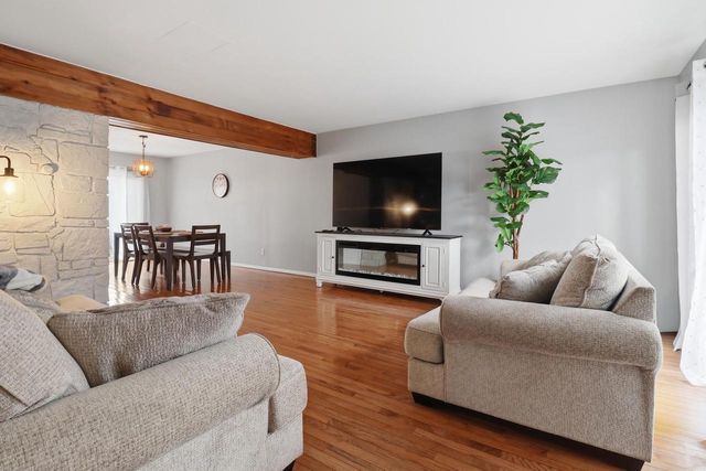 9228 N 70th STREET, Milwaukee, WI 53223