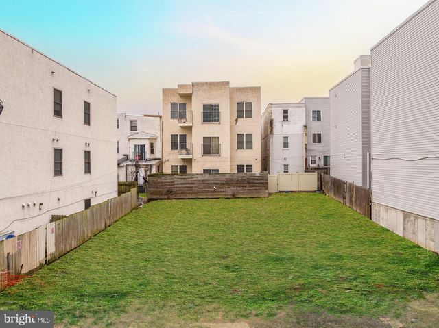 1314 N CARLISLE ST, Philadelphia, PA 19121