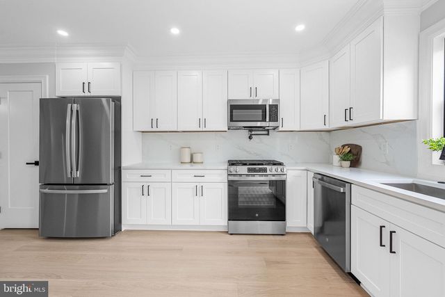 1108 OWEN PL NE, Washington, DC 20002