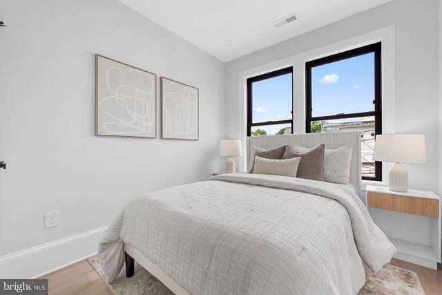 1108 OWEN PL NE, Washington, DC 20002