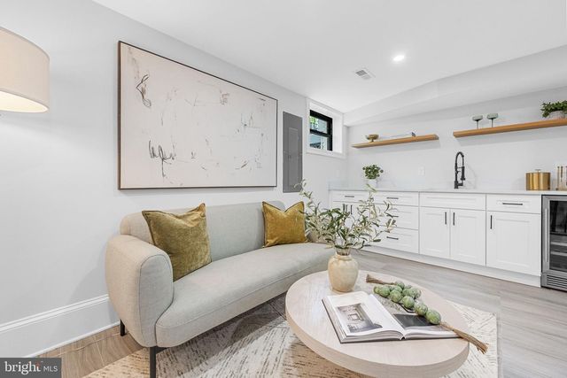 1108 OWEN PL NE, Washington, DC 20002