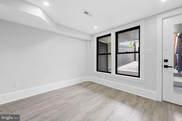 1108 OWEN PL NE, Washington, DC 20002