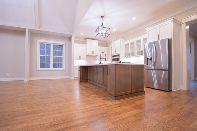 912 Empire Blvd, Murfreesboro, TN 37130