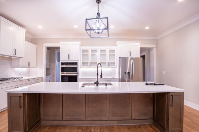 912 Empire Blvd, Murfreesboro, TN 37130