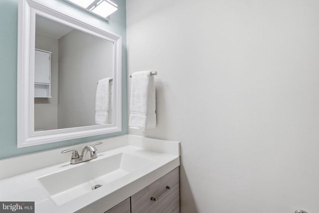 43514 GREENWICH SQ, Ashburn, VA 20147