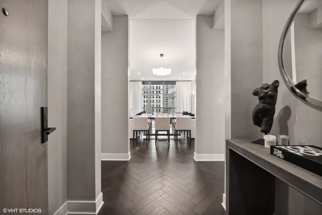 403 N Wabash Avenue 12B, Chicago, IL 60611