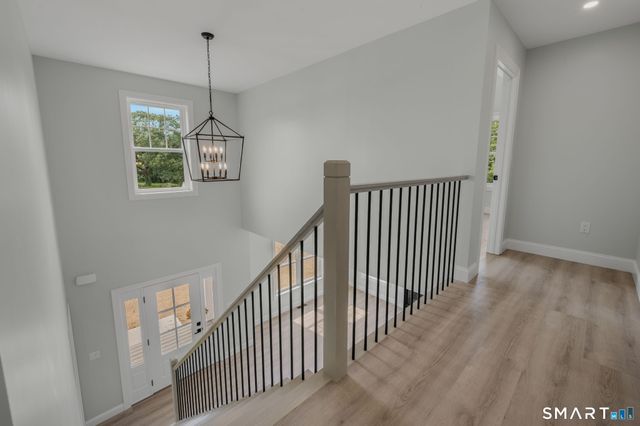 2 Farm Meadow Road, East Lyme, CT 06333