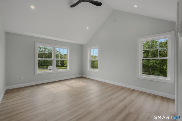 2 Farm Meadow Road, East Lyme, CT 06333