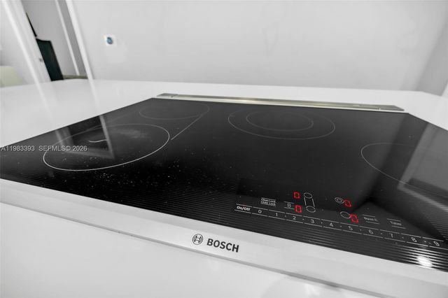 851 NE 1st Ave 806, Miami, FL 33132