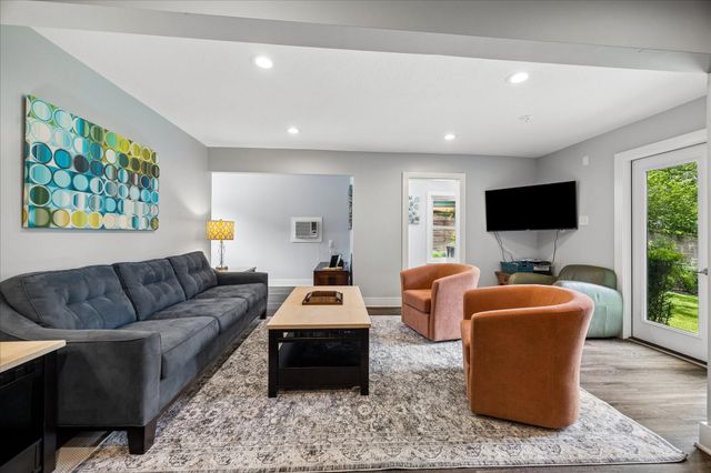 2612 Morrison Street, Houston, TX 77009