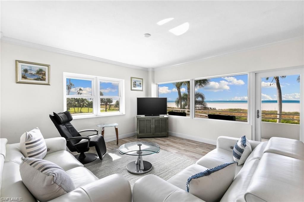 240 Seaview CT 211, Marco Island, FL 34145