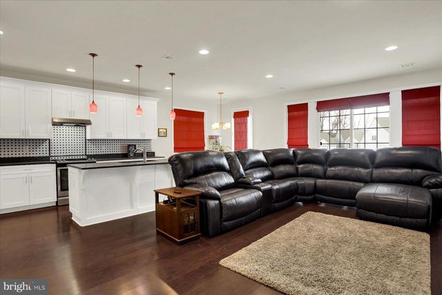 786 BARN SWALLOW WAY, Mechanicsburg, PA 17055