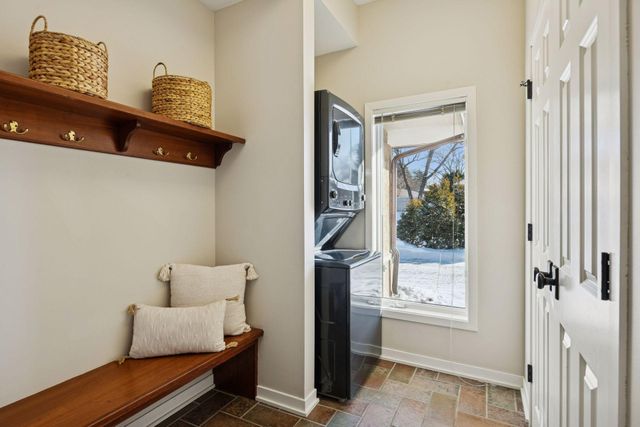 5600 Parkwood Lane, Edina, MN 55436