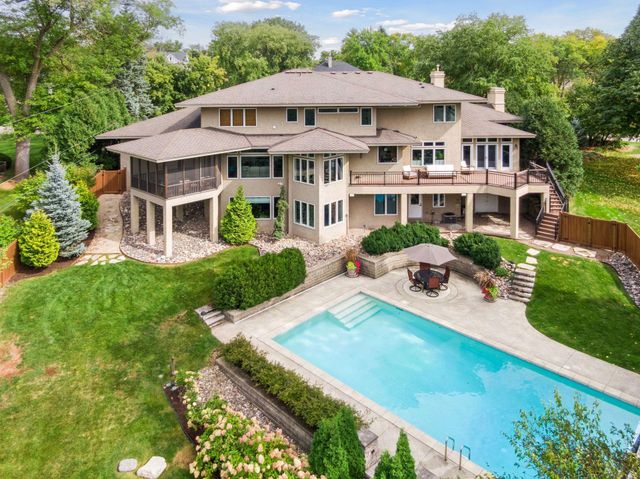 5600 Parkwood Lane, Edina, MN 55436