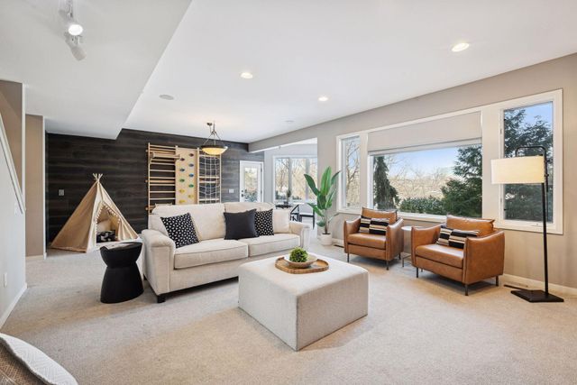 5600 Parkwood Lane, Edina, MN 55436