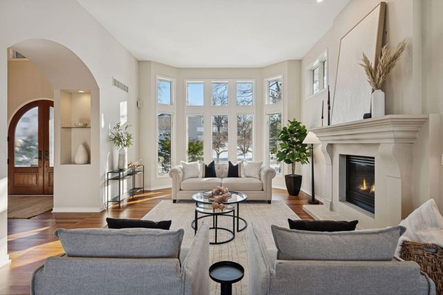 5600 Parkwood Lane, Edina, MN 55436